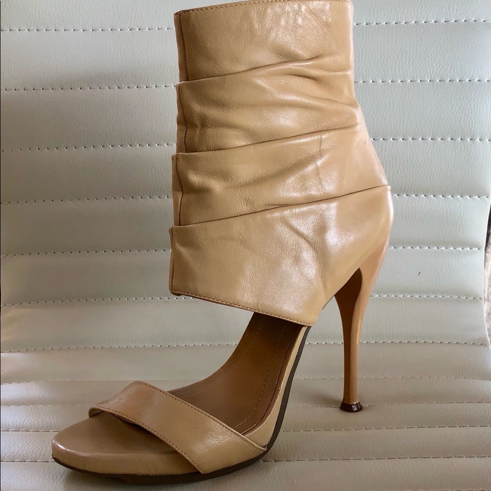 Heeled sandal